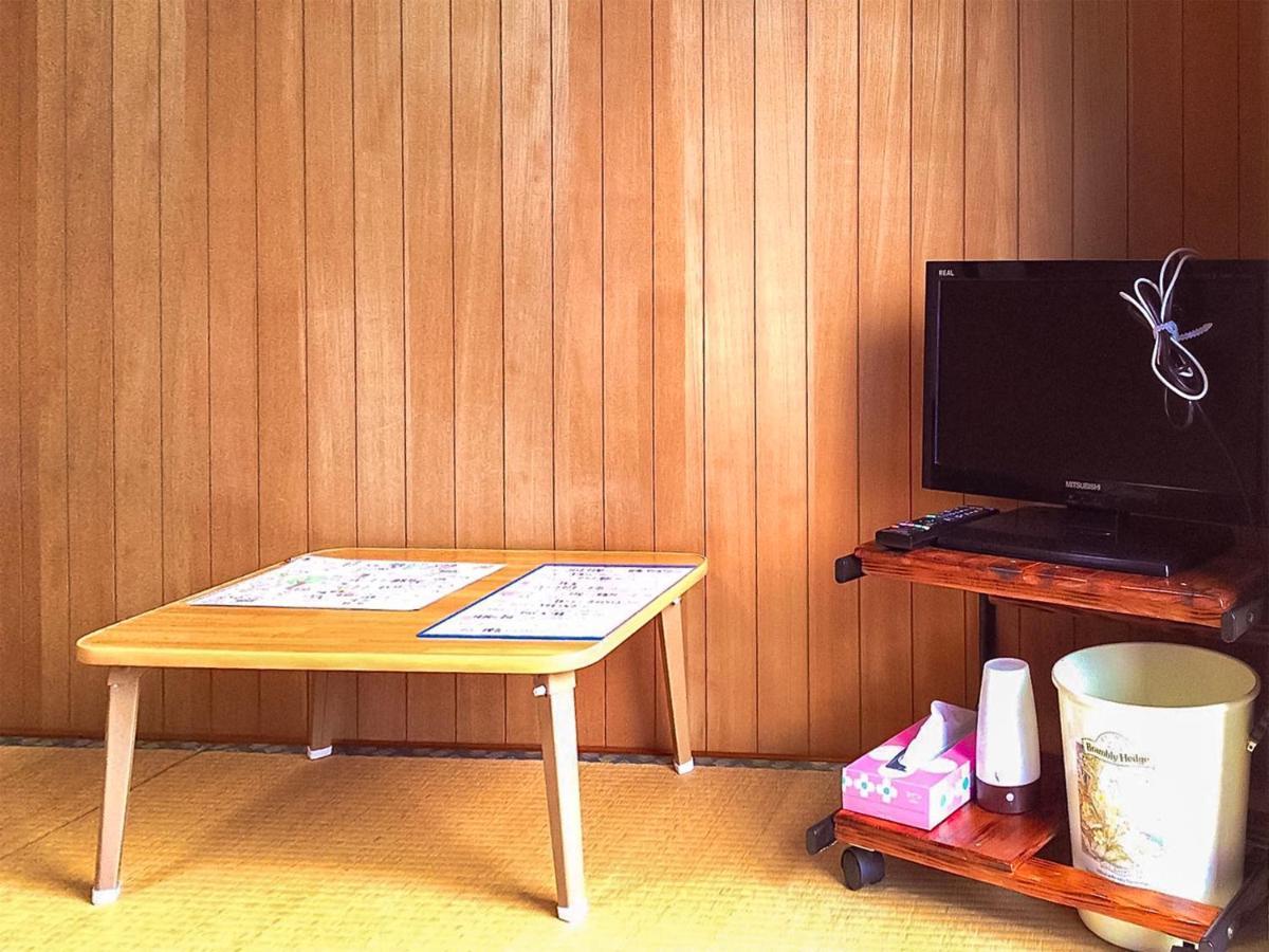 Minshuku Yadokari Hotel Zamami Buitenkant foto