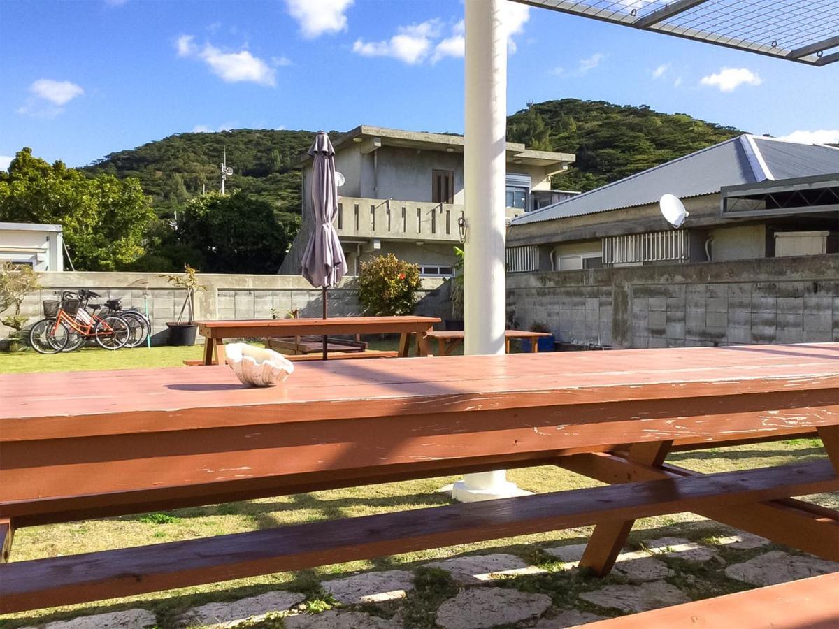 Minshuku Yadokari Hotel Zamami Buitenkant foto