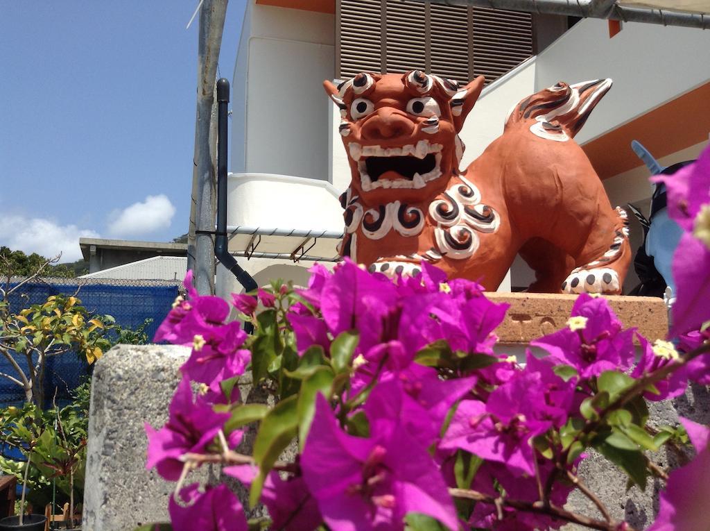 Minshuku Yadokari Hotel Zamami Buitenkant foto